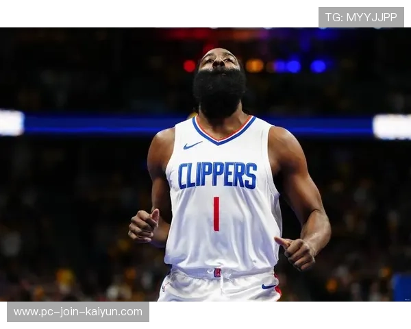 哈登连续制造得分点,快船主场不断沸腾