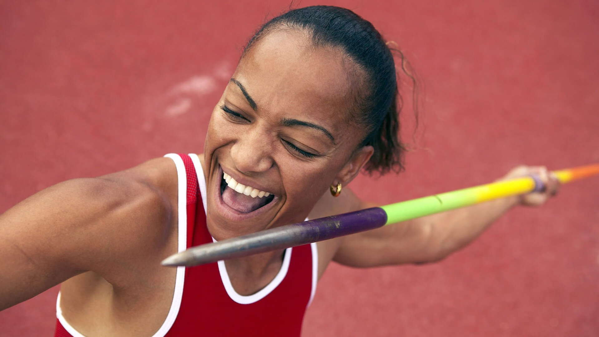 国际田径巡回赛多位运动员刷新赛季最好成绩，2021国际田径